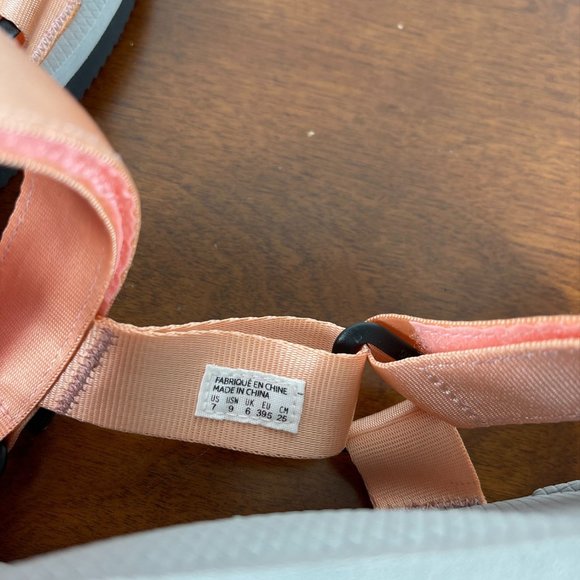 Suicoke Depa-Cab Sandals Pink/Grey - Picture 5 of 9